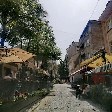 Artuso アパート ベオグラード